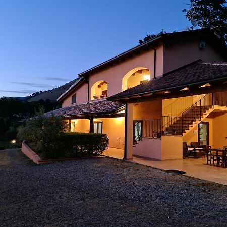Agriturismo L'Ulivo Padula Extérieur photo