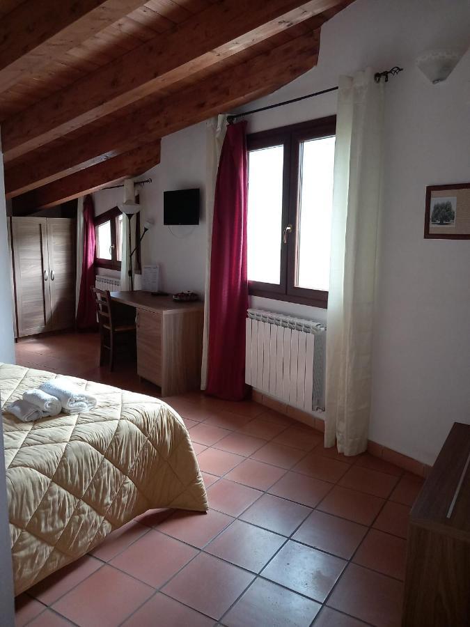 Agriturismo L'Ulivo Padula Extérieur photo