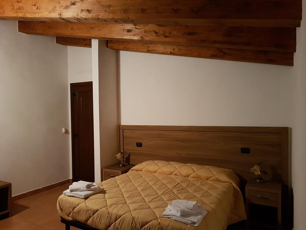 Agriturismo L'Ulivo Padula Extérieur photo